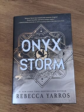 Onyx Storm Hardcover Book By Rebecca Yarros Book 3 In The Empyrean Series EUC